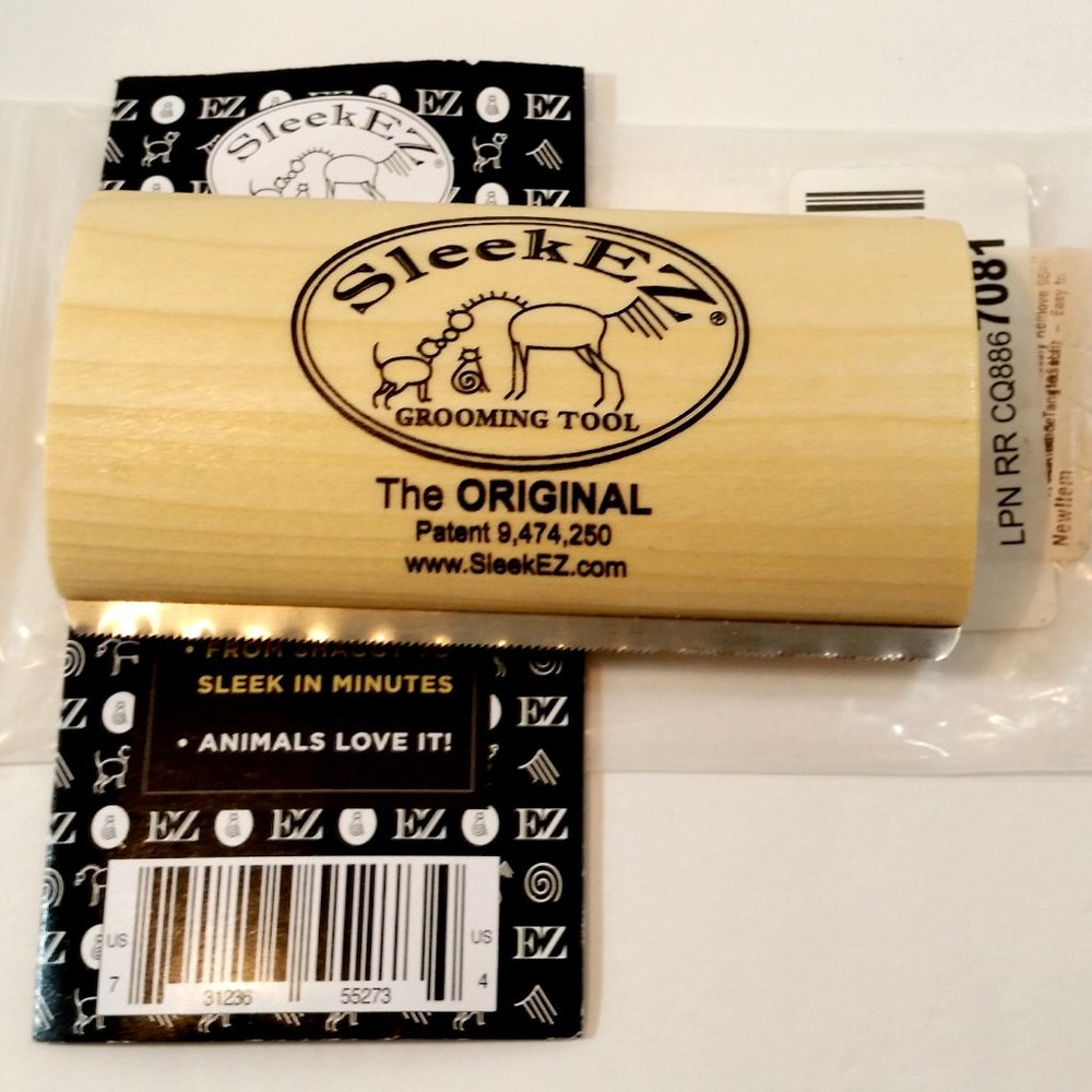 Sleek EZ Grooming Tool - Med (New in package)